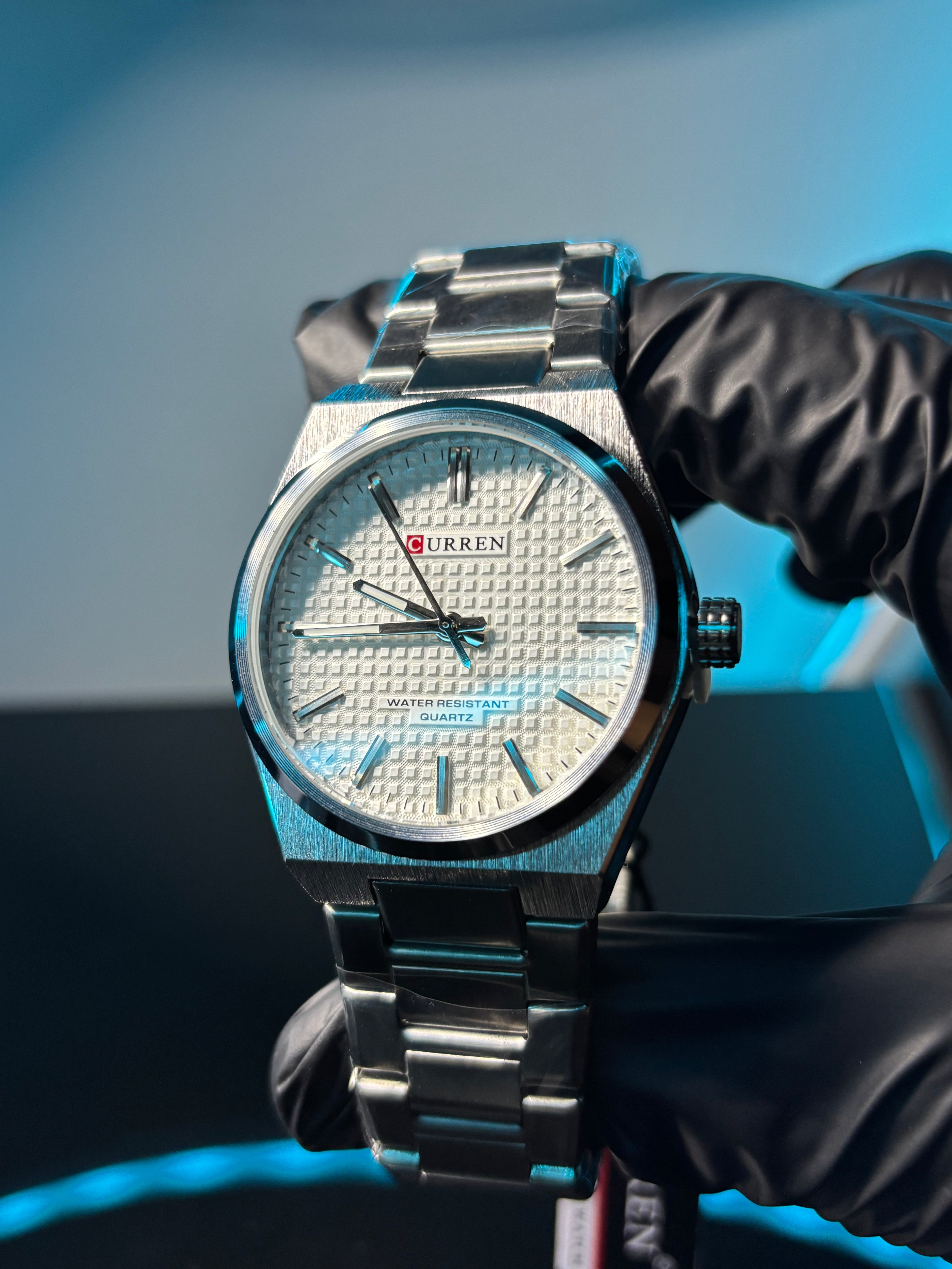 Curren Montre
